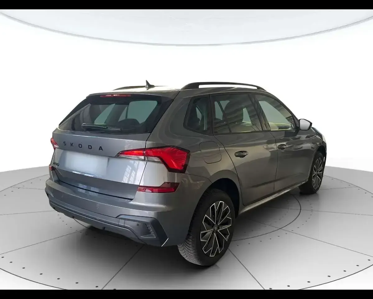 Usata Skoda Kamiq 95 CV (69 kW) 2025 Grigio graphite SUV