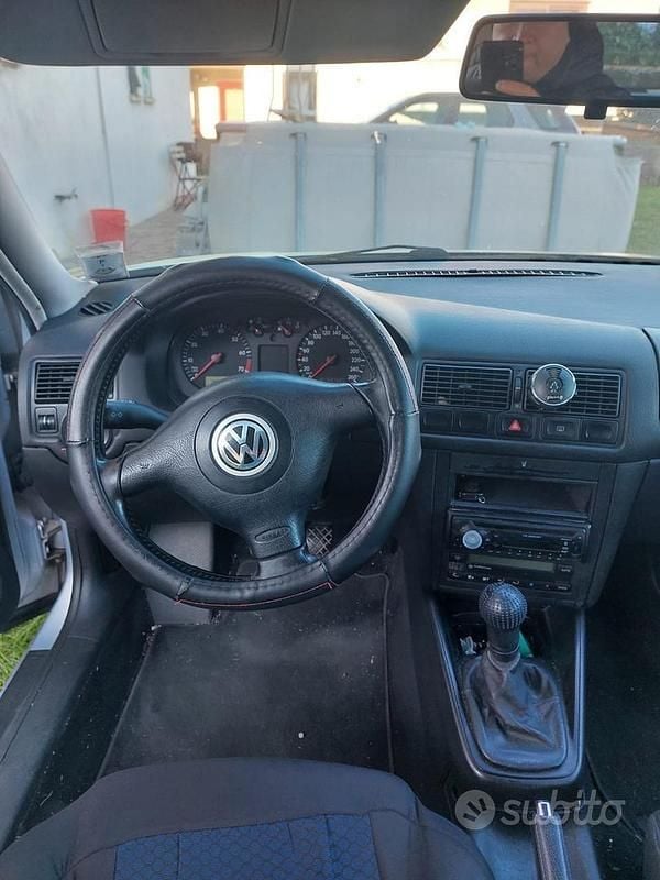 Usata VW Golf 100 CV (73 kW) 1998 Grigio Coupé