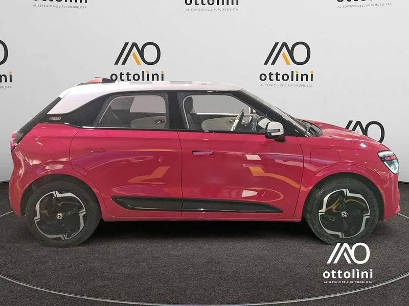 Nuova DongFeng Box 69 kW (95 CV) 2026 Rosso Utilitaria