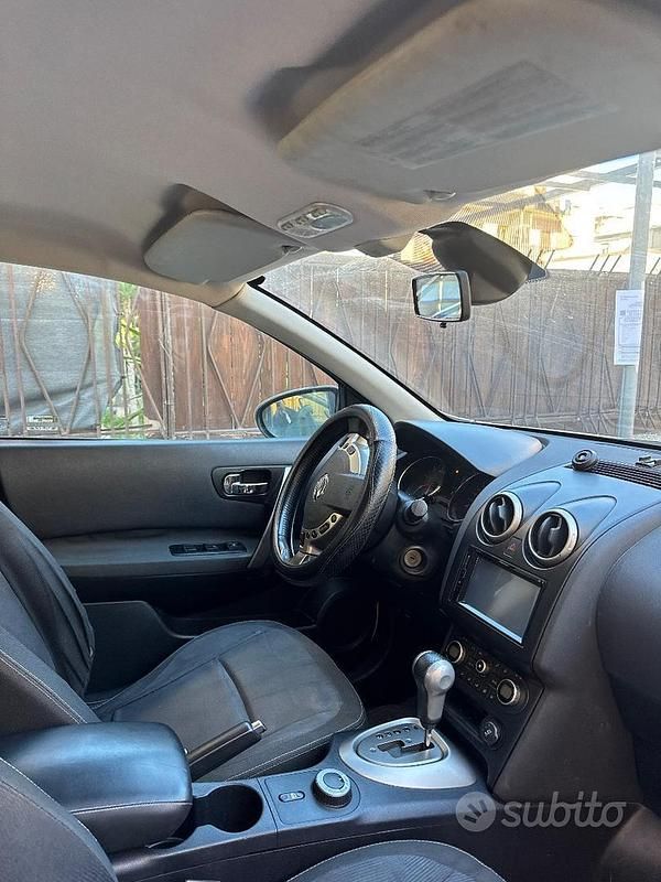 Usata Nissan Qashqai 150 CV (110 kW) 2010 Bianco SUV