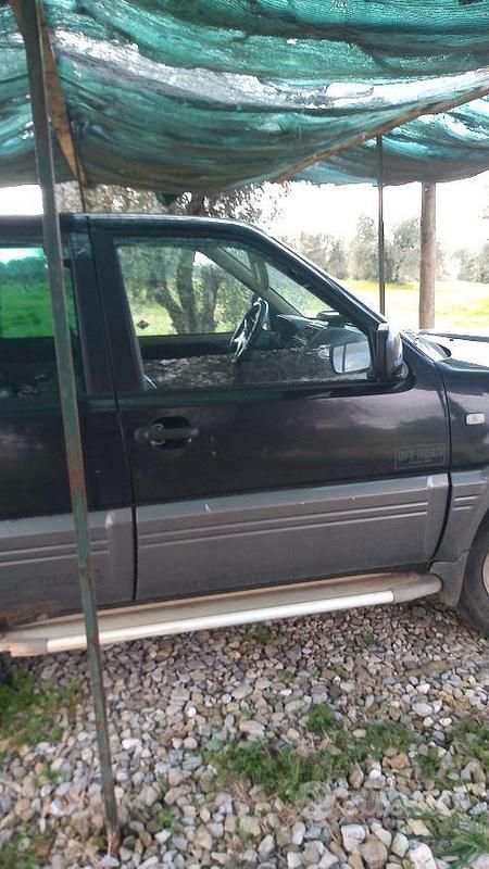 Usata Nissan Terrano 2002 Nero SUV