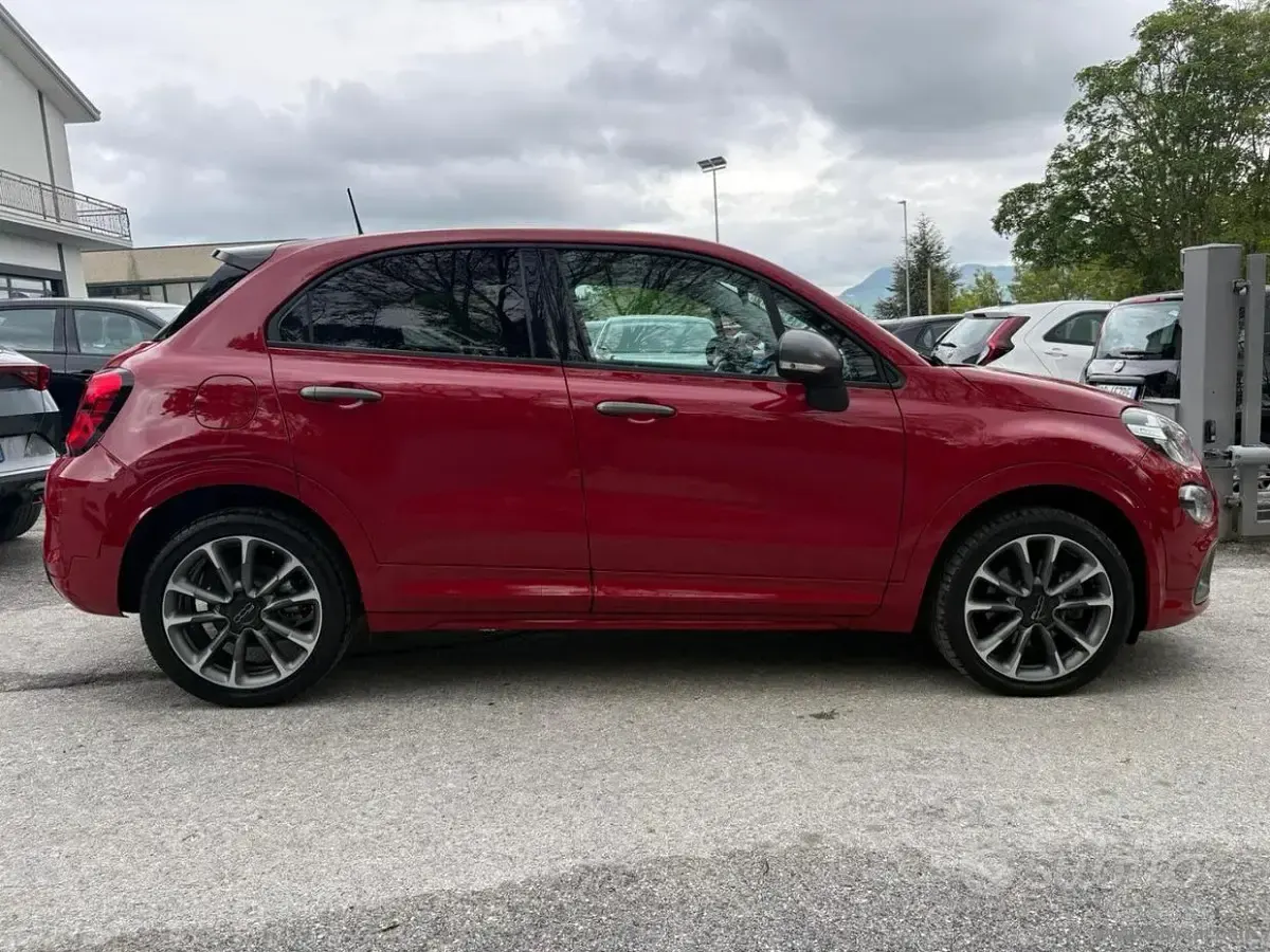 Usata Fiat 130 Sport 131 CV (96 kW) 2024 Rosso SUV