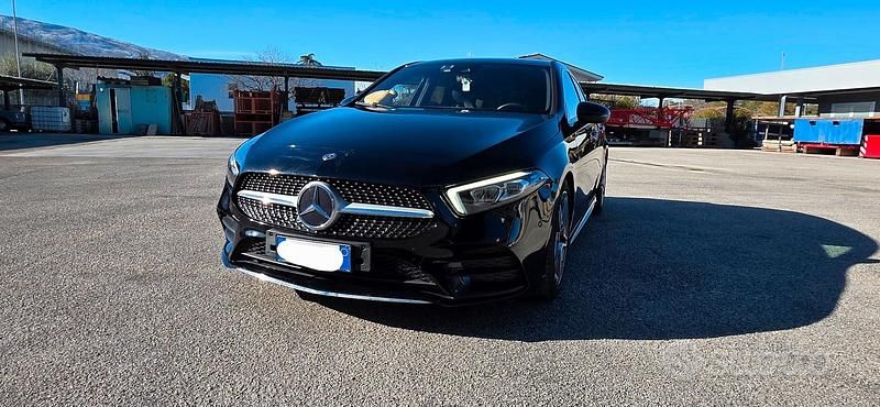 Usata Mercedes A200 AMG Line Premium 163 CV (119 kW) 2018 Berlina