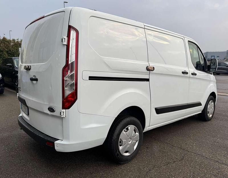 Usata Ford Transit Custom Trend 131 CV (96 kW) 2020 Frozen white Furgone