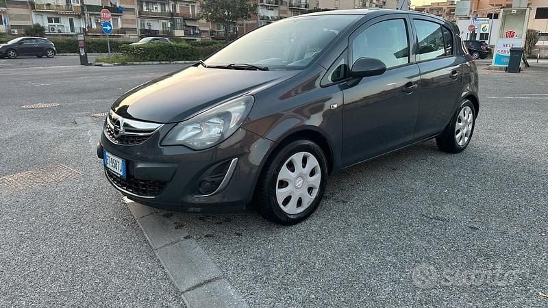 Usata Opel Corsa 75 CV (55 kW) 2014 Grigio Utilitaria