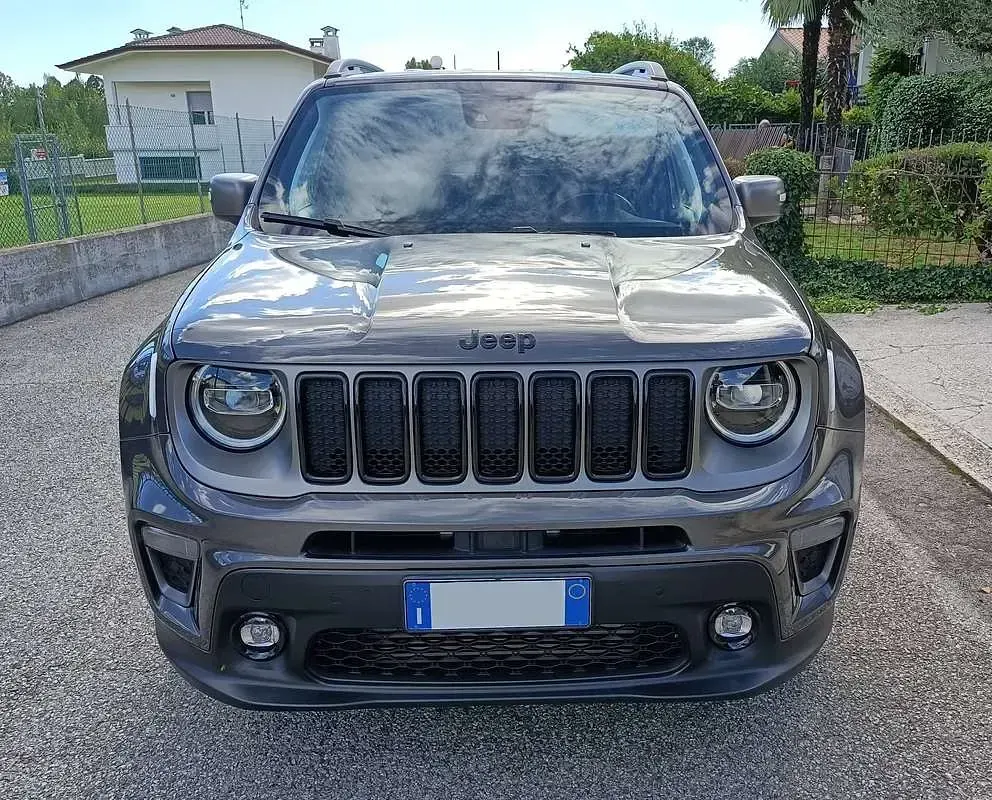 Usata Jeep Renegade Limited 120 CV (88 kW) 2018 Grigio SUV