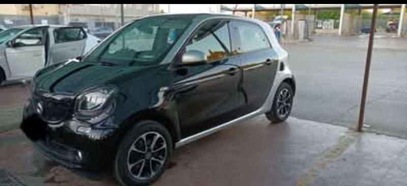 Usata Smart ForFour Passion 71 CV (52 kW) 2016 Nero Utilitaria