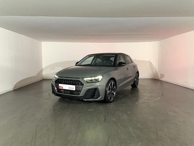 Grigio chronos metallizzato Usata 2025 Audi A1 Ambiente Due volumi | 29.900 € (Buon prezzo) - Immagine 1/4