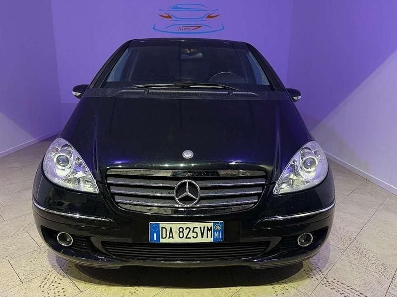 Nero Usata 2006 Mercedes A170 Avantgarde Berlina | 3890 € (Buon prezzo) - Immagine 1/4