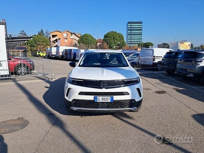 Usata Opel Mokka Elegance 110 CV (80 kW) 2022 Bianco SUV