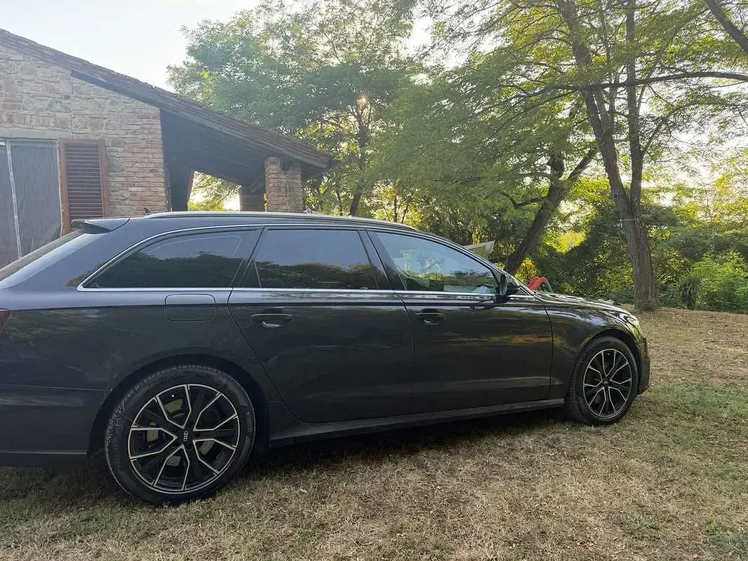 Usata Audi A6 Business 218 CV (160 kW) 2015 Nero Station wagon
