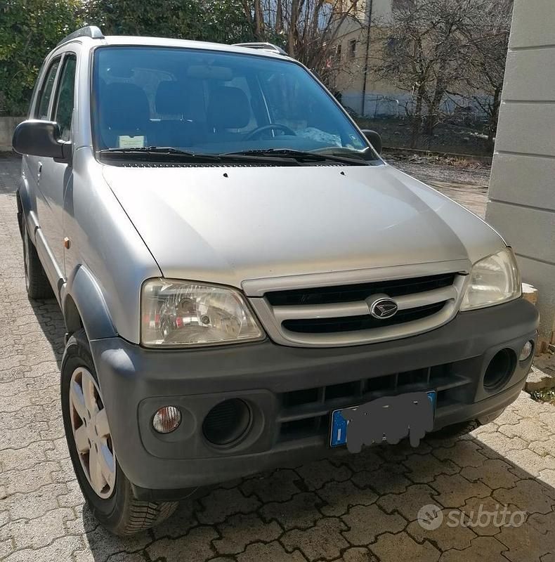 Usata Daihatsu Terios 2005 Grigio SUV
