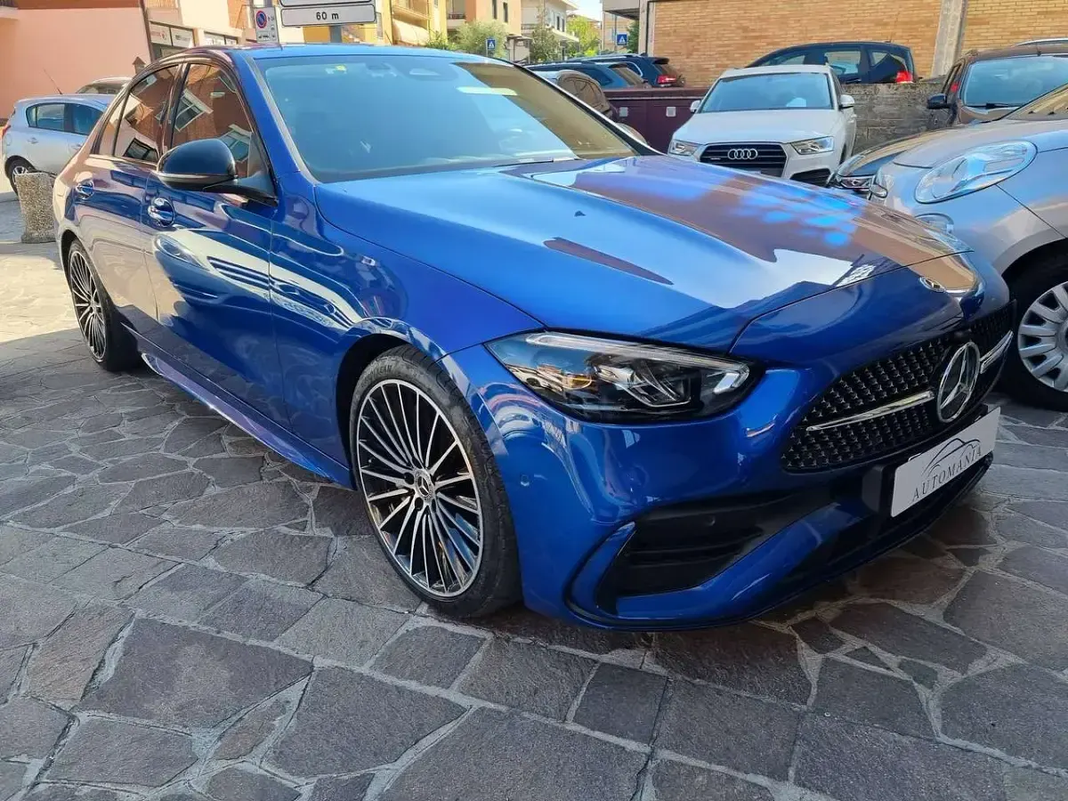 Usata Mercedes C220 Premium 200 CV (147 kW) 2022 Blu spettrale Berlina