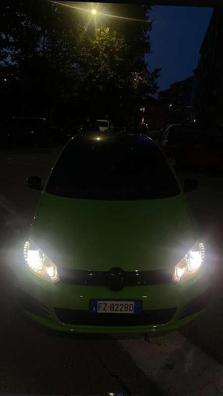 Usata VW Golf VII GTI 211 CV (155 kW) 2012 Verde Berlina