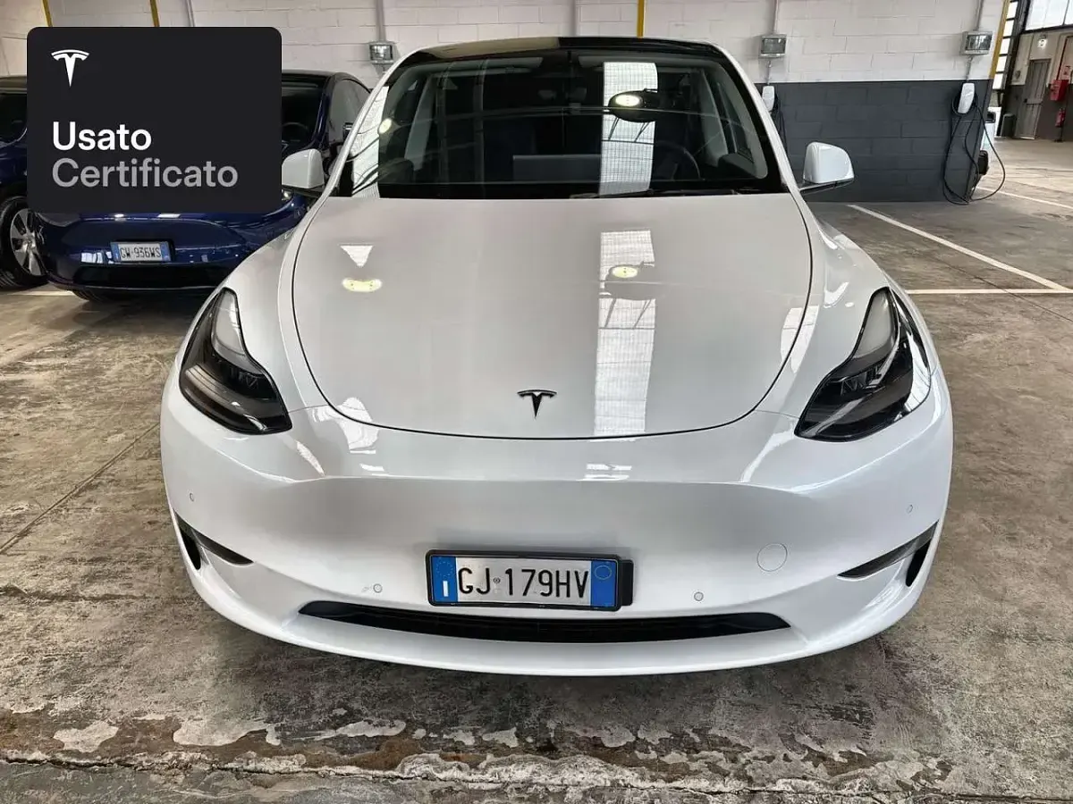 Usata Tesla Model Y Long Range AWD 258 kW (351 CV) 2022 Pearl white multicoat SUV