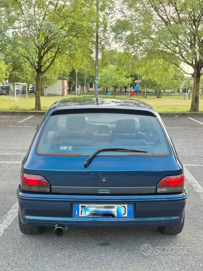Usata Renault Clio 137 CV (100 kW) 1994 Utilitaria