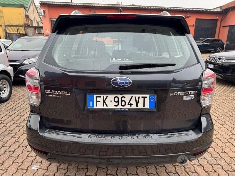 Begagnad Subaru Forester Sport 147 HK (108 kW) 2017 Svart SUV