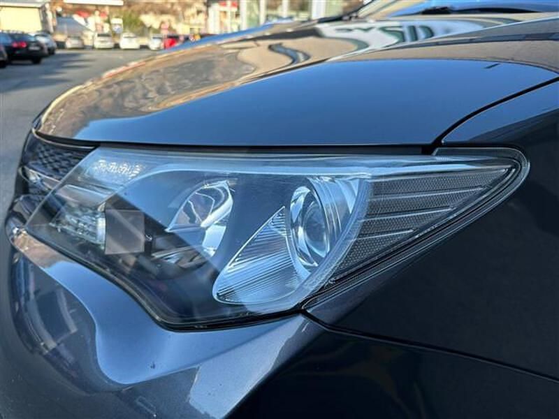 Usata Toyota RAV4 Lounge 124 CV (91 kW) 2015 Grigio scuro SUV