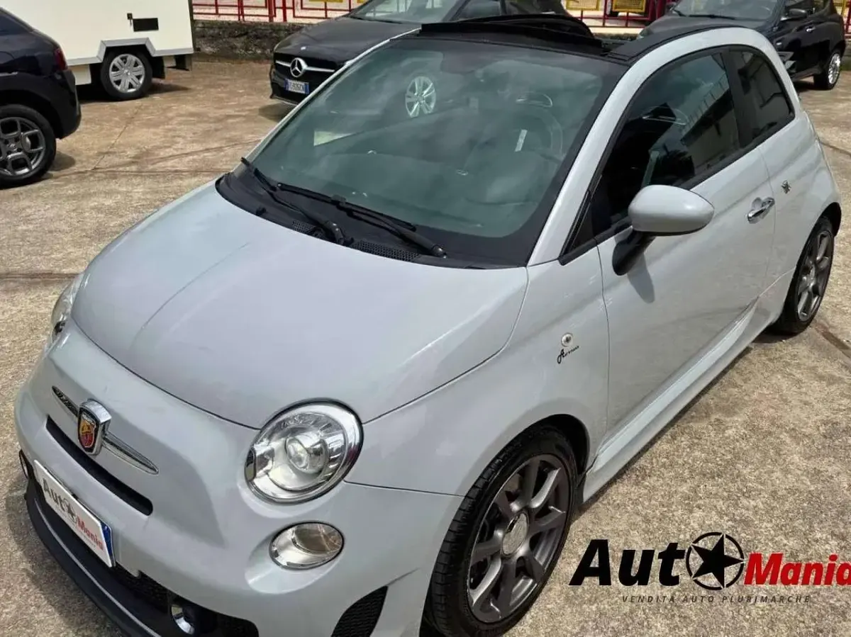 Usata Abarth 595C 140 CV (102 kW) 2013 Grigio cenere Cabrio