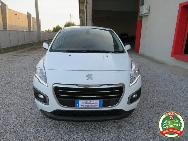 Usata Peugeot 3008 120 CV (88 kW) 2015 Bianco Station wagon