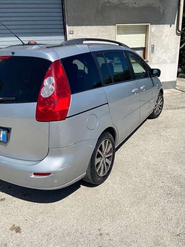 Usata Mazda 5 Style 116 CV (85 kW) 2006 Argento Monovolume