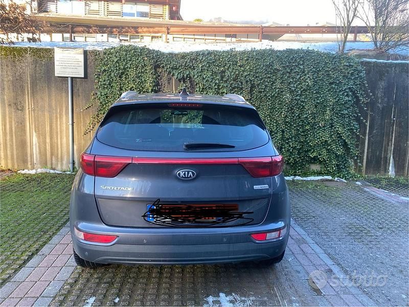 Usata Kia Sportage 141 CV (103 kW) 2017 Grigio SUV