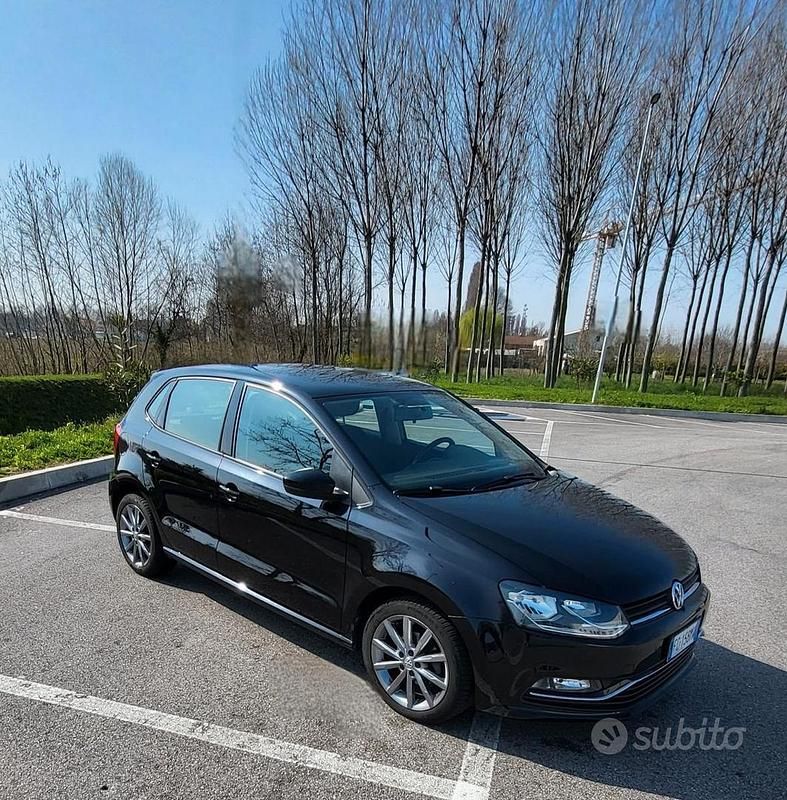 Usata VW Polo Comfortline 90 CV (66 kW) 2016 Nero Berlina