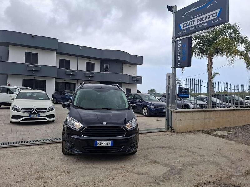 Usata Ford Courier 75 CV (55 kW) 2015 Nero Monovolume