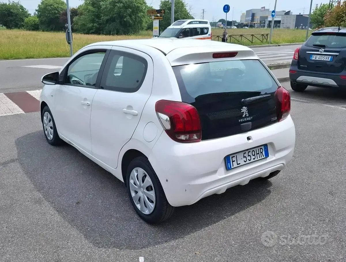 Usata Peugeot 108 Active 69 CV (50 kW) 2018 Bianco Berlina