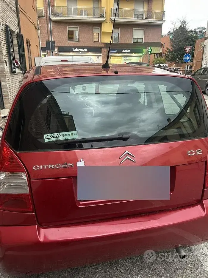 Usata Citroën C2 68 CV (50 kW) 2007 Rosso Utilitaria