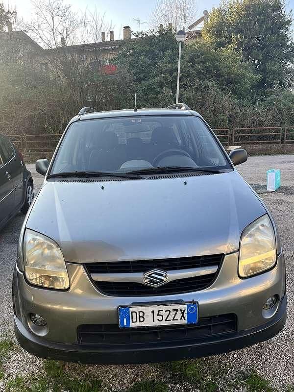 Usata Suzuki Ignis 69 CV (50 kW) 2006 Monovolume