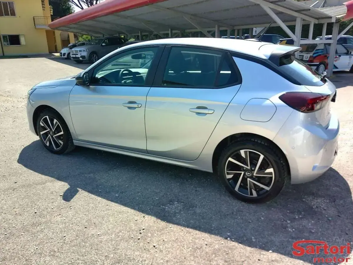 Usata Opel Corsa 75 CV (55 kW) 2023 Argento Utilitaria