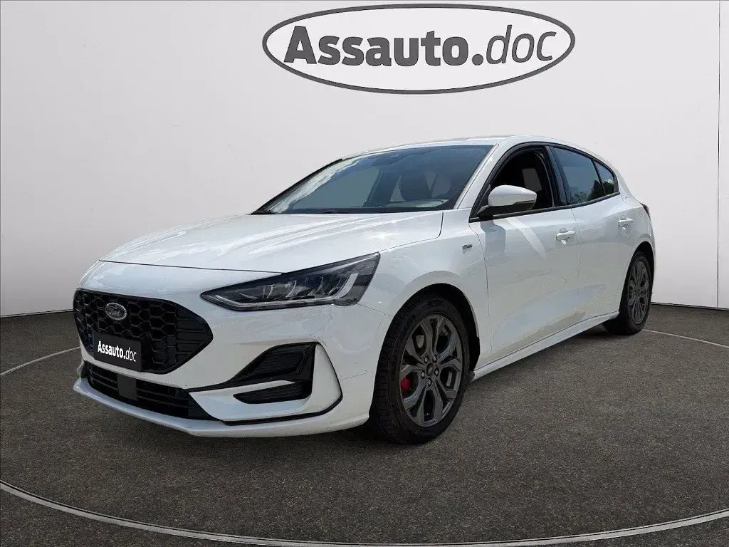 Usata Ford Focus ST-Line 125 CV (91 kW) 2023 Bianco pastello Berlina