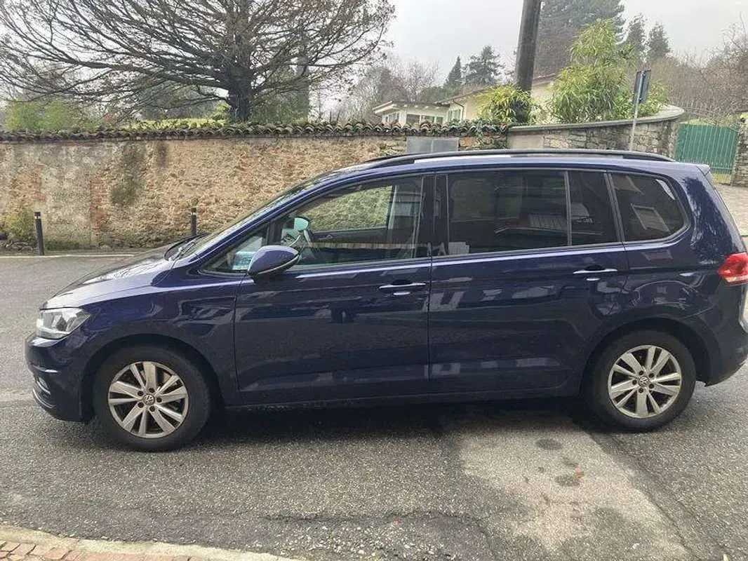 Usata VW Touran Business 150 CV (110 kW) 2020 Blu/azzurro Monovolume