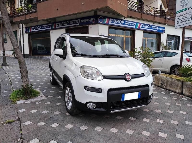 Usata Fiat Panda 4x4 75 CV (55 kW) 2013 Bianco Utilitaria