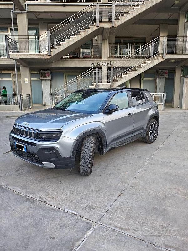 Usata Jeep Avenger Altitude 101 CV (74 kW) 2023 SUV