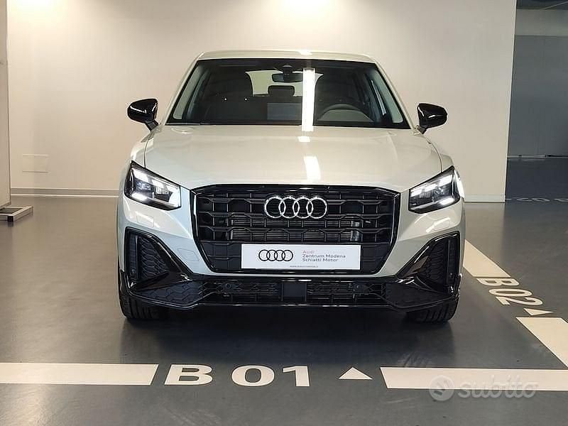 Nuova Audi Q2 S-Line 150 CV (110 kW) 2025 Grigio SUV