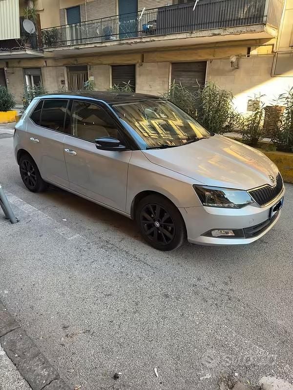 Usata Skoda Fabia 75 CV (55 kW) 2018 Grigio Berlina