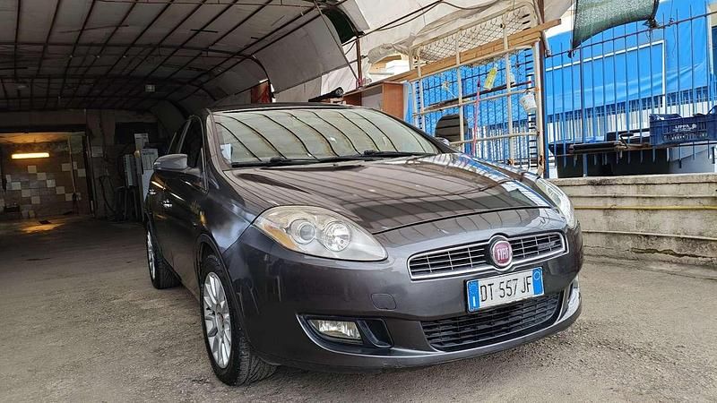 Usata Fiat Bravo Emotion 120 CV (88 kW) 2008 Grigio Utilitaria