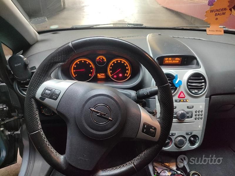 Usata Opel Corsa 80 CV (58 kW) 2008 Grigio Utilitaria