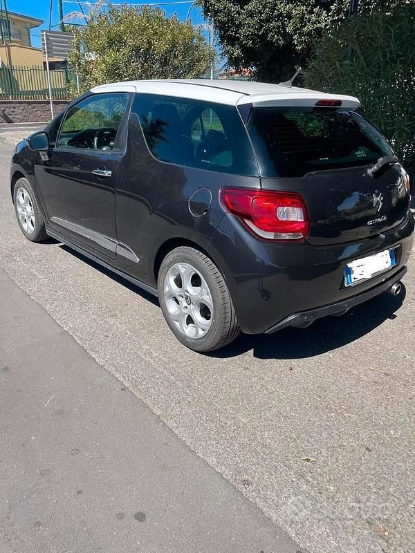 Usata Citroën DS3 92 CV (67 kW) 2011 Nero Utilitaria