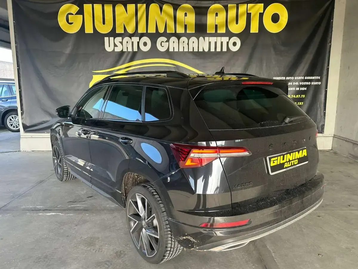 Usata Skoda Karoq SportLine 150 CV (110 kW) 2024 Nero SUV