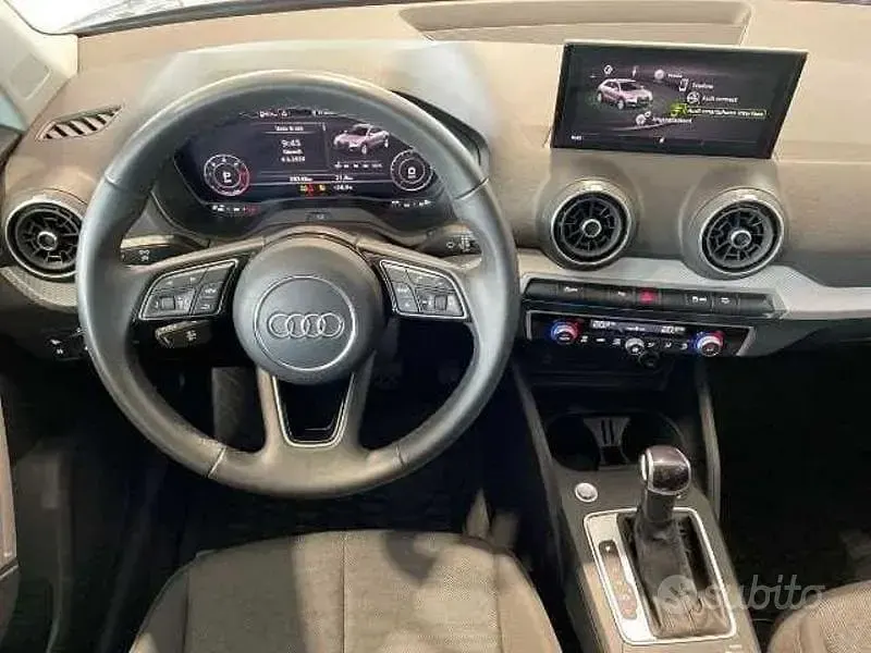 Usata Audi Q2 S-Line 116 CV (85 kW) 2023 Grigio SUV