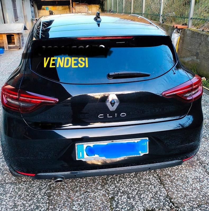 Usata Renault Clio V Techno 101 CV (74 kW) 2023 Nero Utilitaria