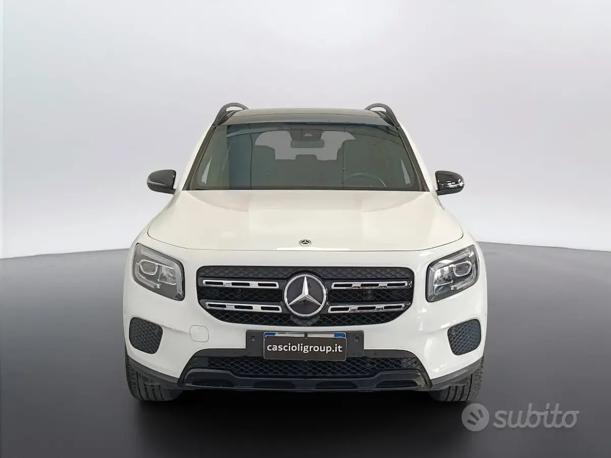 Usata Mercedes GLB200 150 CV (110 kW) 2021 Bianco SUV