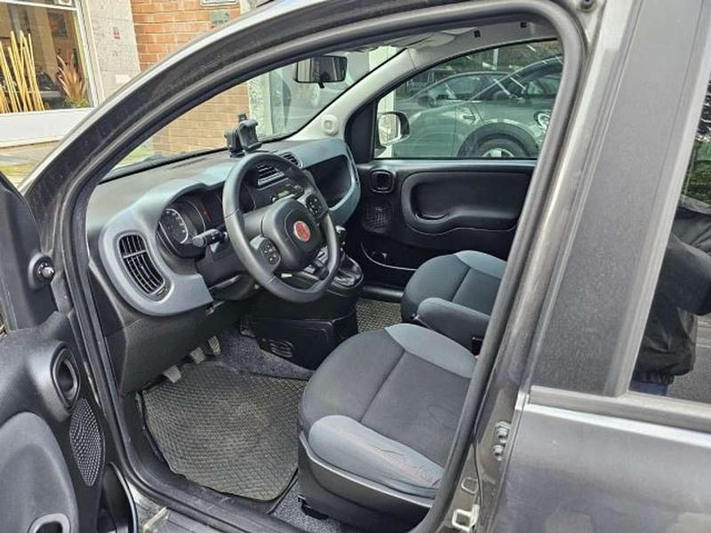 Usata Fiat Panda 4x4 S 84 CV (61 kW) 2019 Grigio Utilitaria