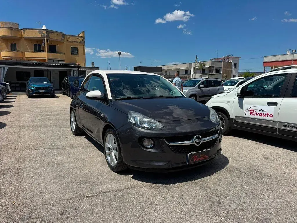 Usata Opel Adam Unlimited 69 CV (50 kW) 2017 Grigio Utilitaria
