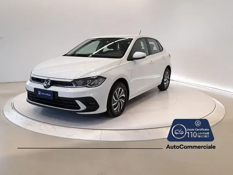 Usata VW Polo Life 95 CV (69 kW) 2023 Bianco Utilitaria