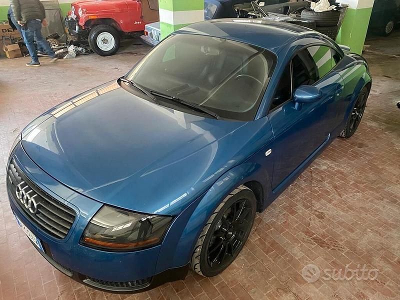 Usata Audi TT Ambiente 179 CV (131 kW) 2000 Blu/azzurro Coupé