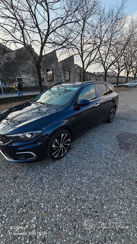 Usata Fiat Tipo Lounge 120 CV (88 kW) 2017 Blu Station wagon